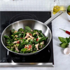 BK Bright Wokpan Ø28 Cm 8 BK Bright Wokpan Ø28 Cm -Huis Keuken 102 9903 4 1